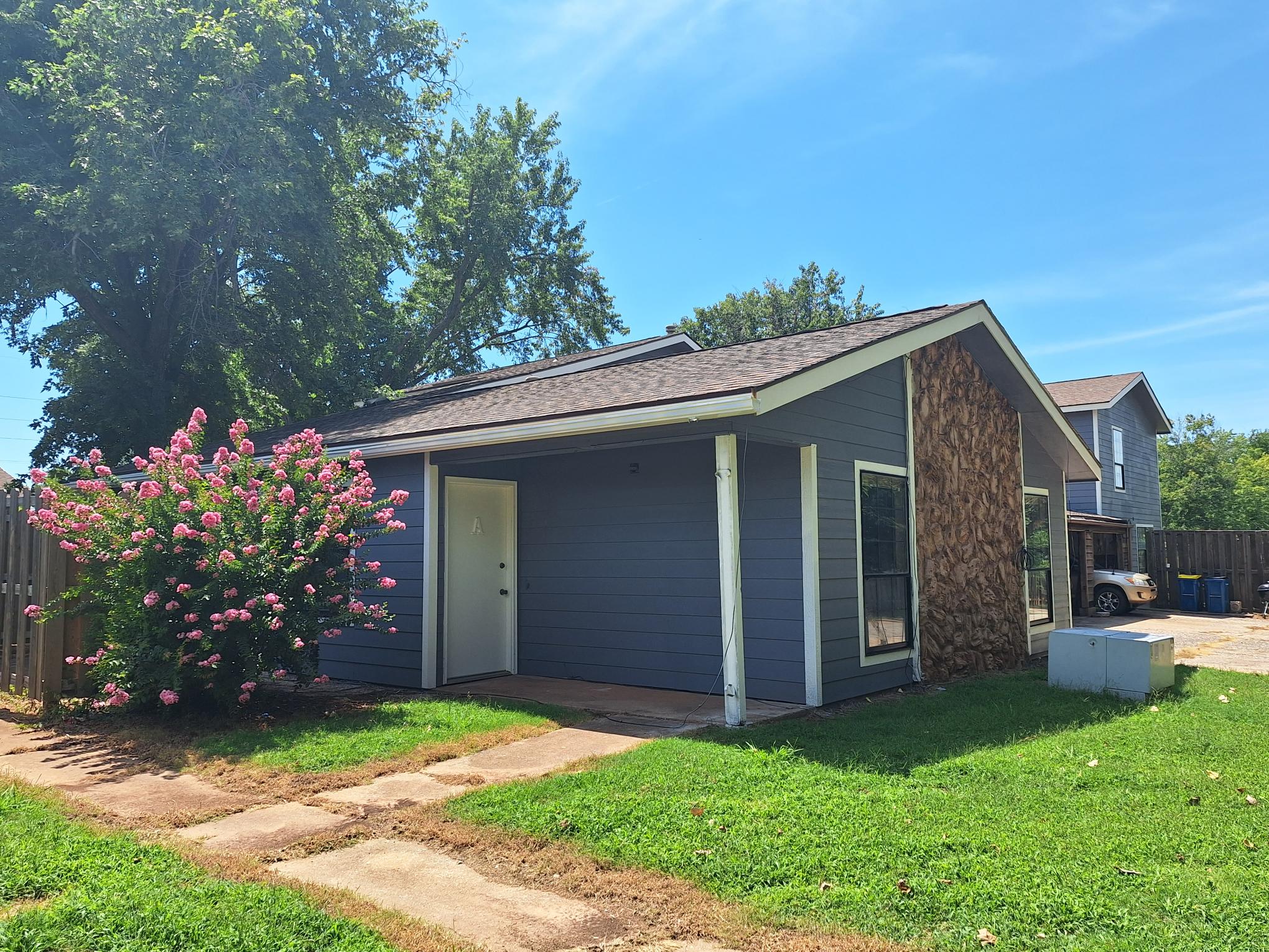 829 N. Burdick - A